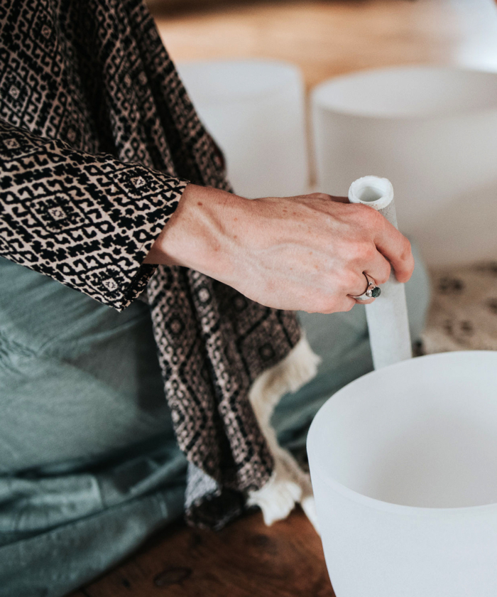 Yin & Singing Bowls